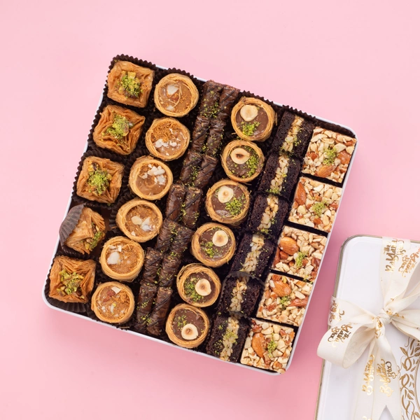 Assorted White Tin Chocolate Box With Ribbon Packing - 1 Kg