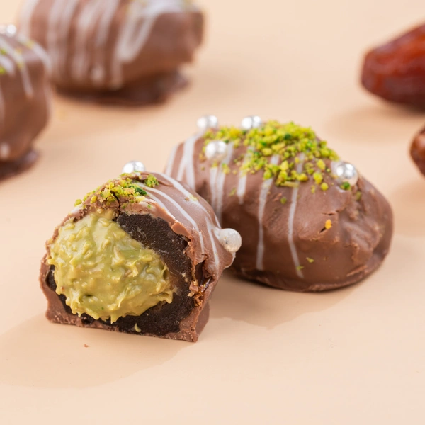 Choco Pistachio Stuffed Kunafa Dates - 250 Gm