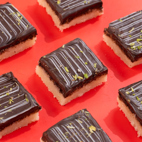 Mix Dry Fruit Dark Chocolate Basbousa - 250 Gm