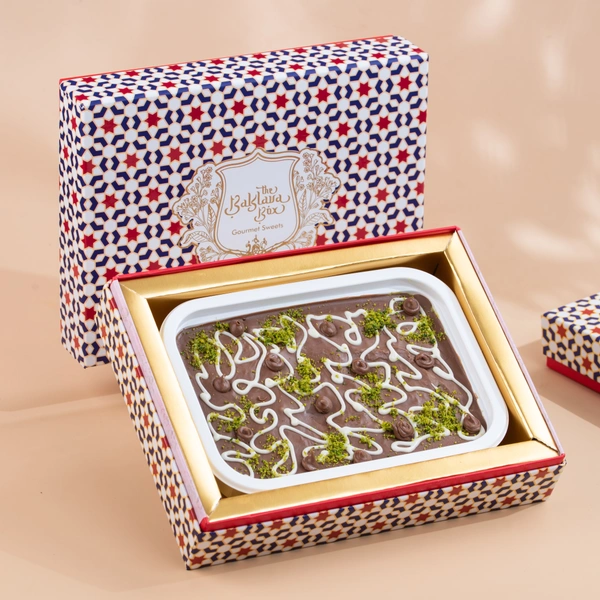 Pistachio Kunafa Chocolate Fudge - 280 Gm