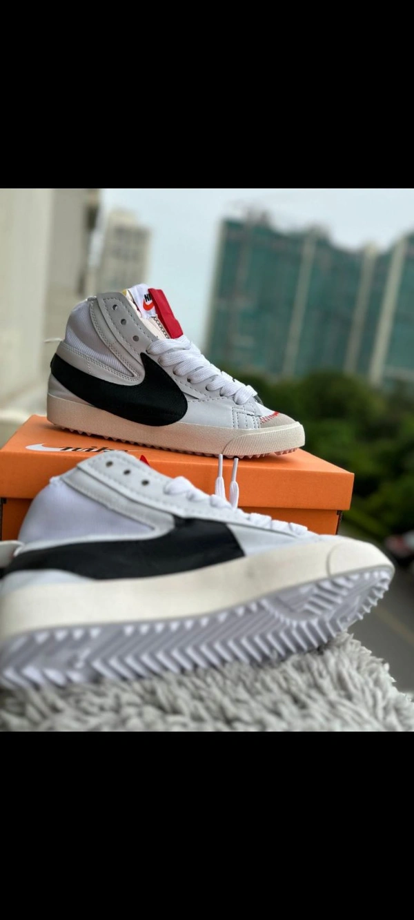 Nike Blazer Mid 77 Jumbo - White, 41-44 (7-9)uk