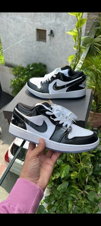 Jordan Cut Low Patend - Black