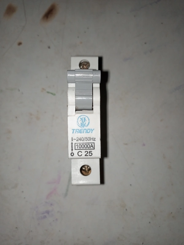 MCB C25