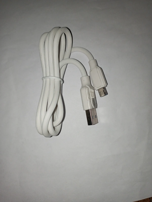 UBON BLACK 12DC CHARGER DUAL USB PORTS 2.4A Free Usb Deta