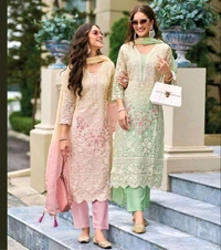 Mukhi Pakistani Suit - M