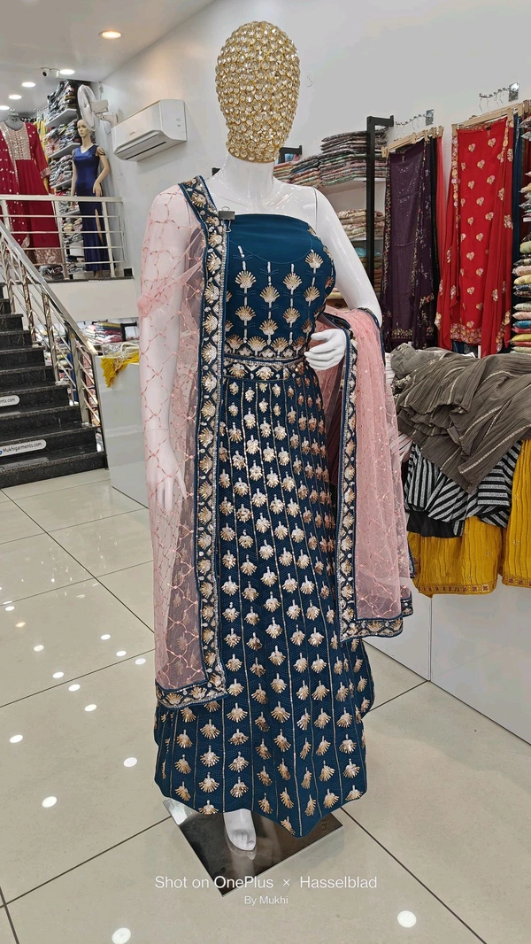 Mukhi Lenhga Choli - Free Size
