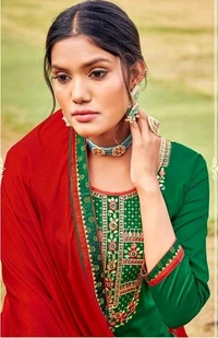 Mukhi Skirt Suit - XL