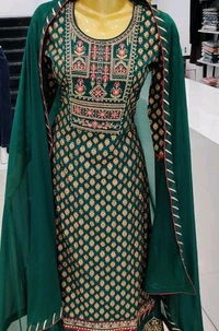 Mukhi Skirt Suit  - L
