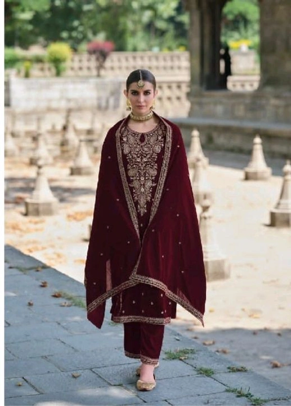 Mukhi Woolen Suit - Free Size
