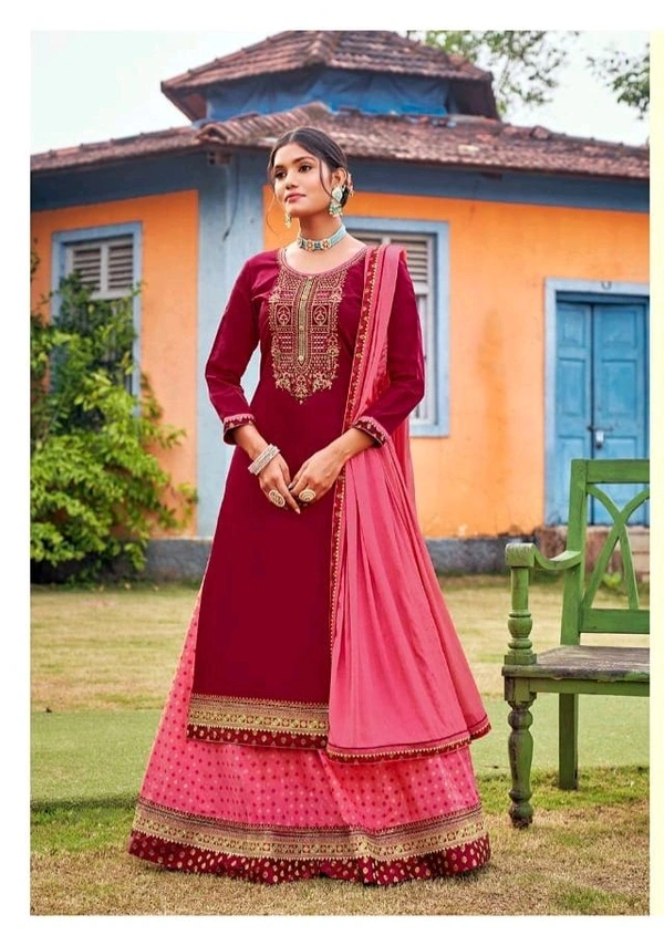 Mukhi Skirt Suit  - XL