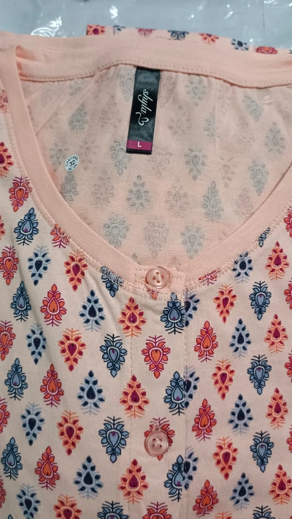 #W12339C1 Shyla  SHYLA PRINTED NIGHTSHIRT - 9C1 - Peach AOP, XS