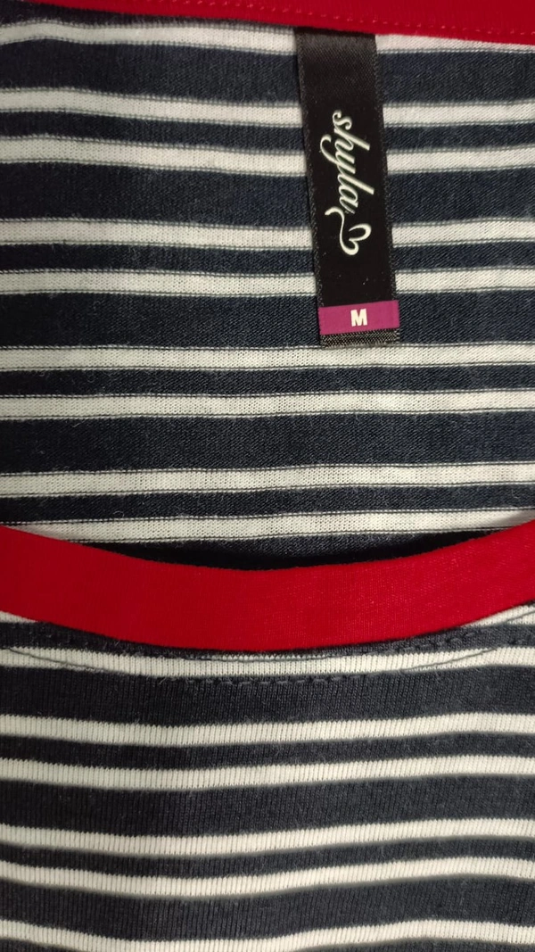 #W12339A1 Shyla SHYLA STRIPED NIGHT SHIRT - 9A1 - Black / White Striped, L