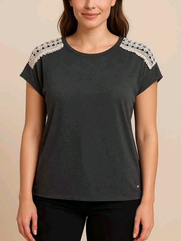 COLINS Ladies Magyar Sleeve Crochet Top 2A1 - Black/ white/ gray, M