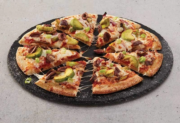 Veg mushroom pizza