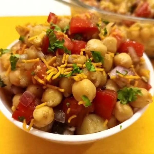 Kaju channa chaat