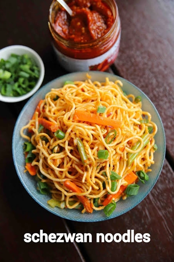 Veg Shezwan Noodles  - Full