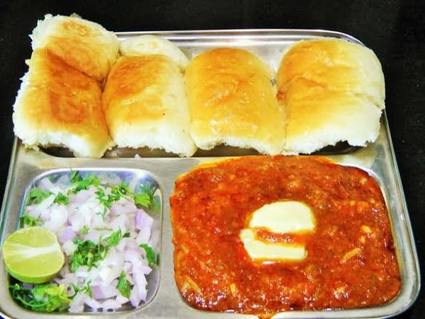 Amul Butter Pav Bhaji +2 Pav