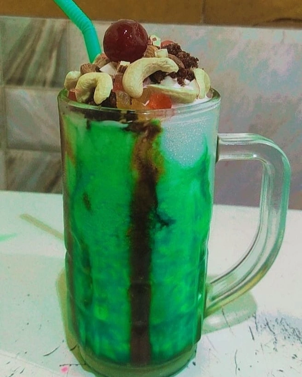Pista Lassi - Full