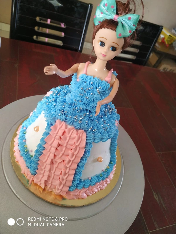 Doll Ice Cake (1 kg)