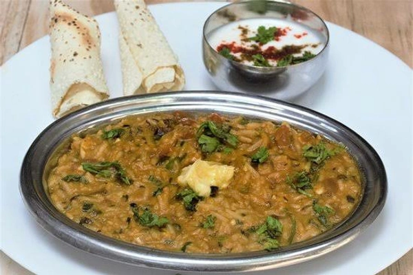 Butter Dal Khichdi (Sachin)