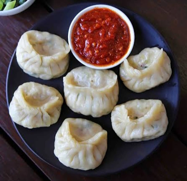 Steam Momos (Mix Veg)