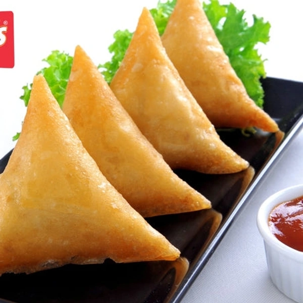 Zippy Chicken Samosa - 500 Gm