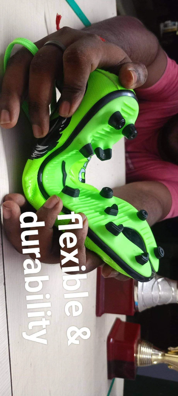 Vicky Transform Football Shoes Boot  - Green, 6