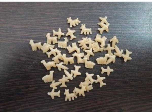 Animal Shape Fryum, Packaging Size: 25 Kg