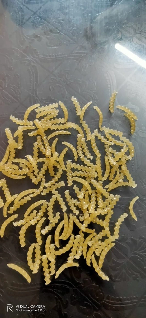 Zig Zag Fryum, Packaging Size: 25 Kg