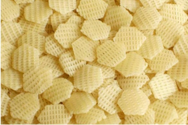 Hexagon Shape 3D Fryum, Packaging Size: 15 Kg