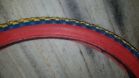 Metro Tyre 26×2.125 - Yellow And Red, 26×2.125