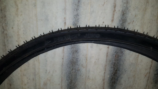 BedRock Tyre 700×35C - Black, 700×35C