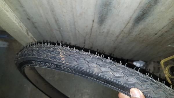 BedRock Tyre 700×35C - Black, 700×35C