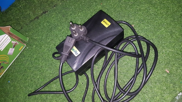 48v Lithium 5ah BATTERY Charger  - Black, Normal
