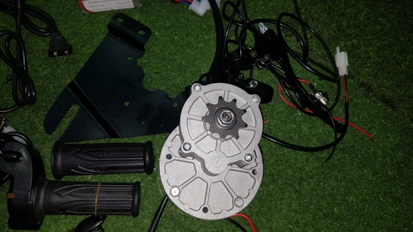 Cycle Side Hub motor Kit 24v/250 Watt - Black, Normal