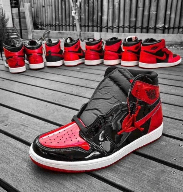 Air Jordan 1 Retro High ‘Patent Bred - 45uk10