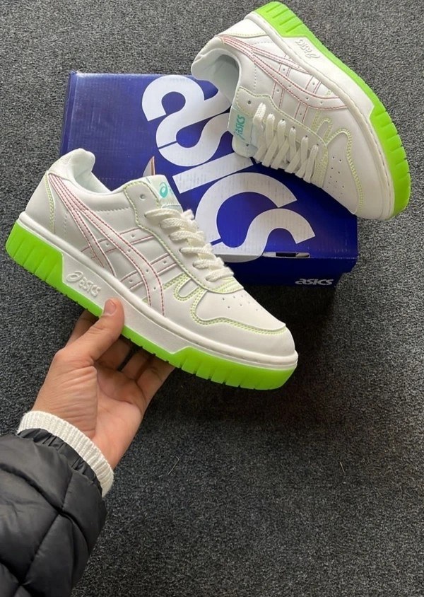 Asics Court Sneaker - 41