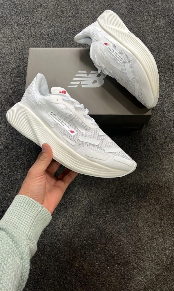 New Balance RC30 - 45