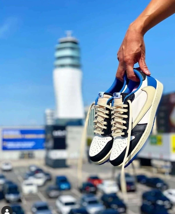 Air jordan 1 low travis scott fragment for ladies and men - 42uk8