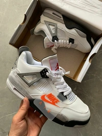 Air Jordan retro 4 shoes- 7A quality  - 42uk8