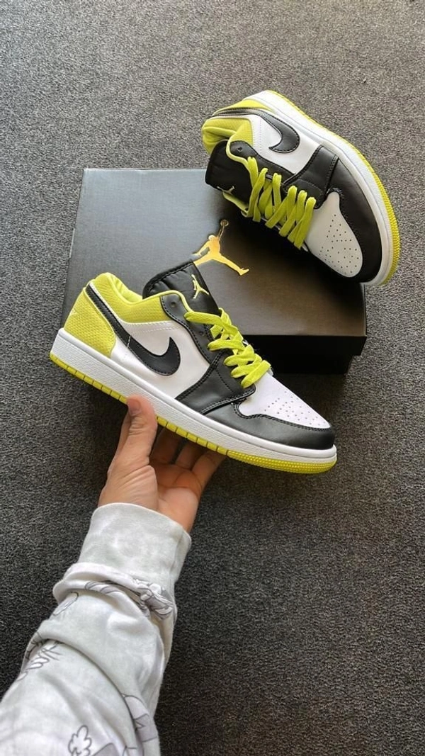 Jordan 1 low shoes  - 44uk9