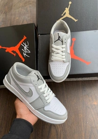 Nike air jordan shoes - 43uk8.5