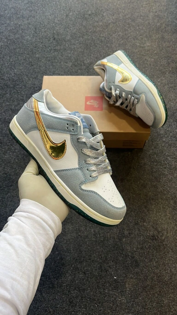 nike sb low dunks Shoes - 42uk8