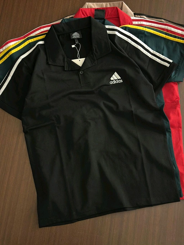ADIDAS T-SHIRTS - XL