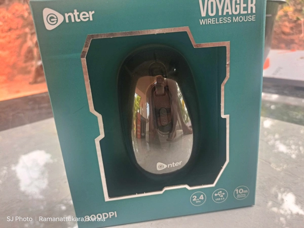 Enter Voyager Wireless Mouse 2*AAA Battery. Without Battery