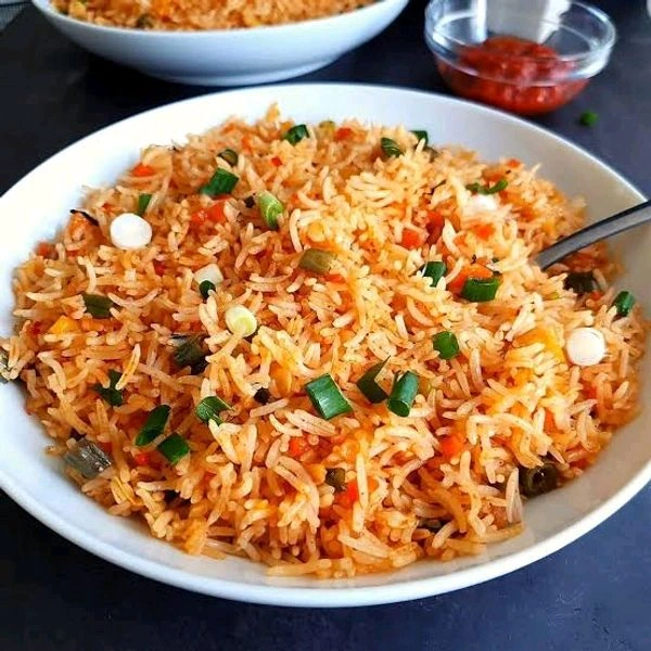 Veg Fried Rice | DHAVANIGA 