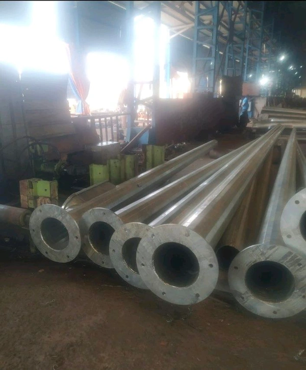 High Mast Pole/ Polygonal Pole - 9 mtr