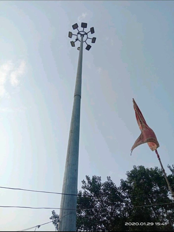 15 mtr High Mast Light 200 Watt 8 Nos