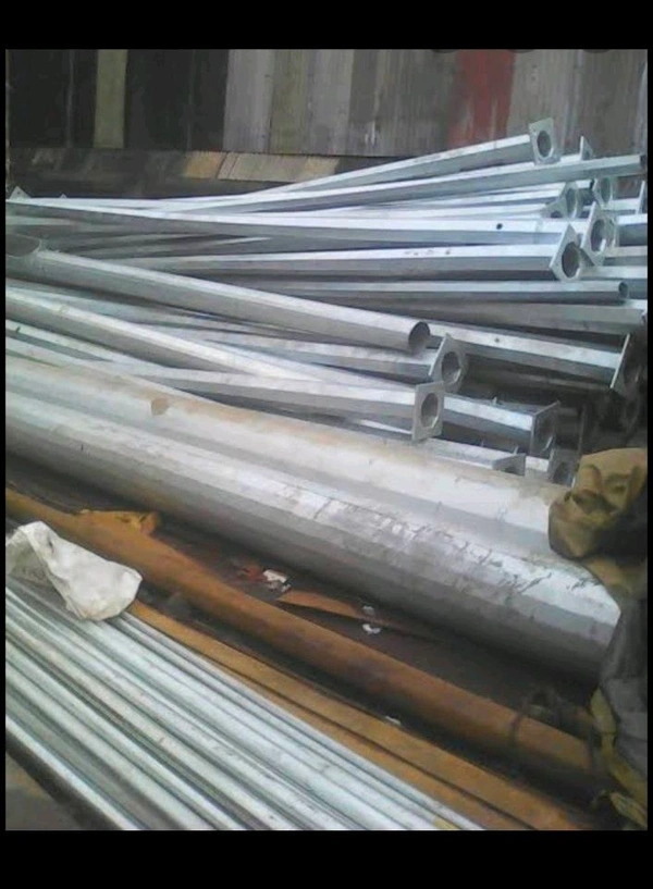 15 mtr High Mast Light 200 Watt 8 Nos