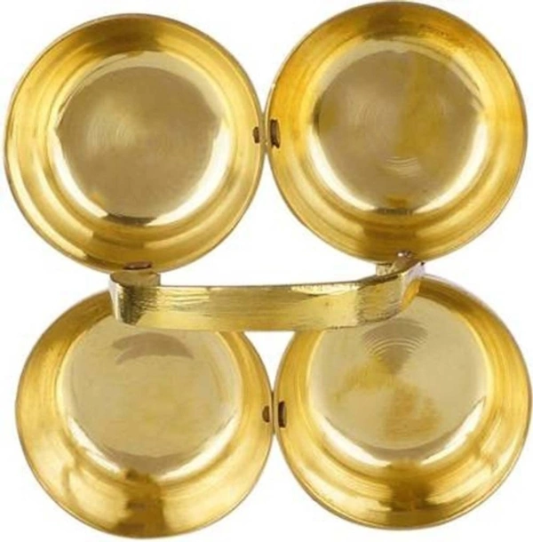 4 Bowl Holder Patra Brass
